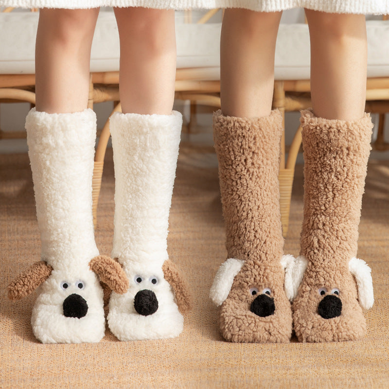 Chaussettes d'hiver chaudes en fausse fourrure avec design de chien cartoon