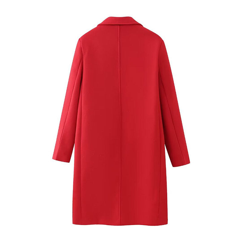 Manteau long rouge à double boutonnage