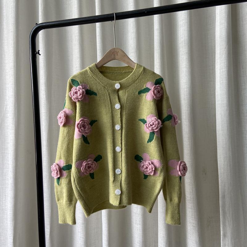 Veste femme style Hong Kong avec broderie de fleurs de rose